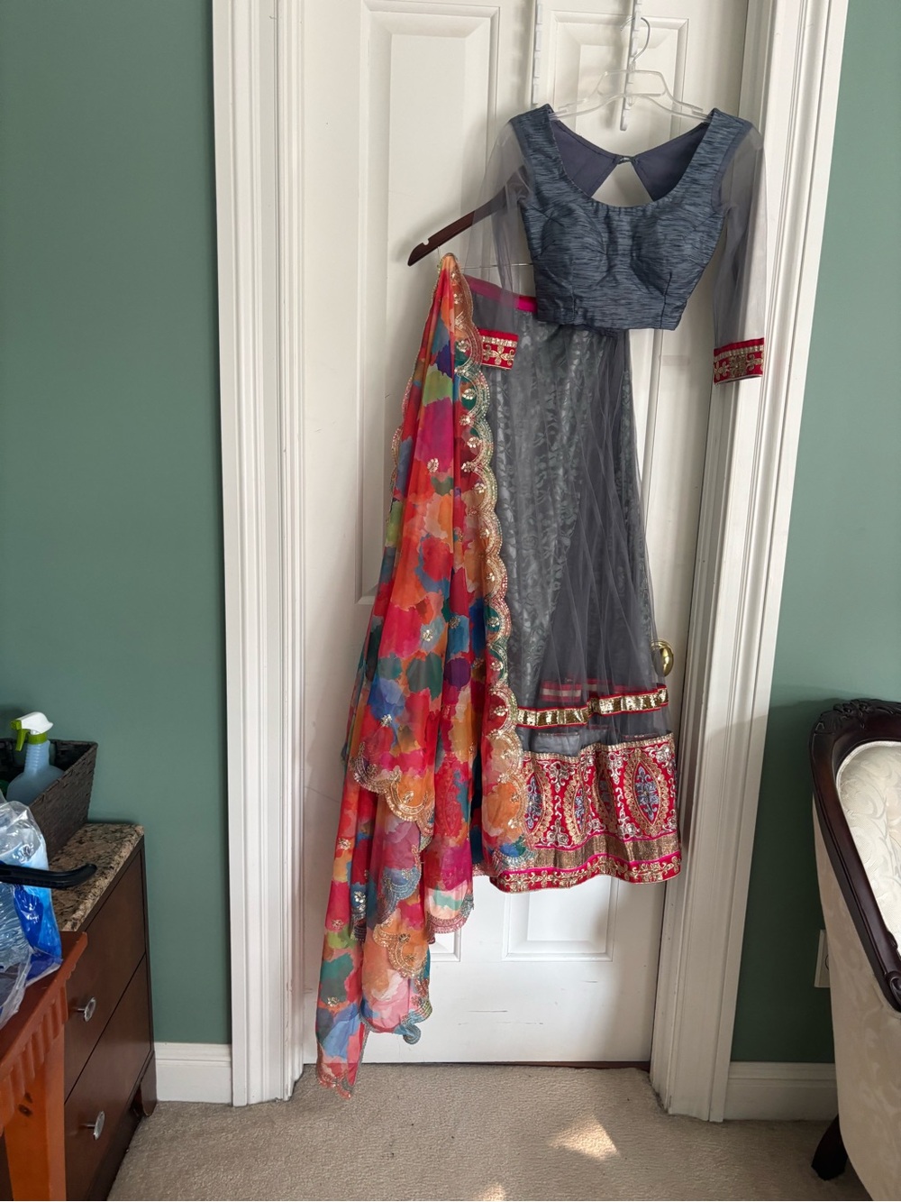 Women's Gray Lehenga Skirt with Multicolor Dupatta Medium